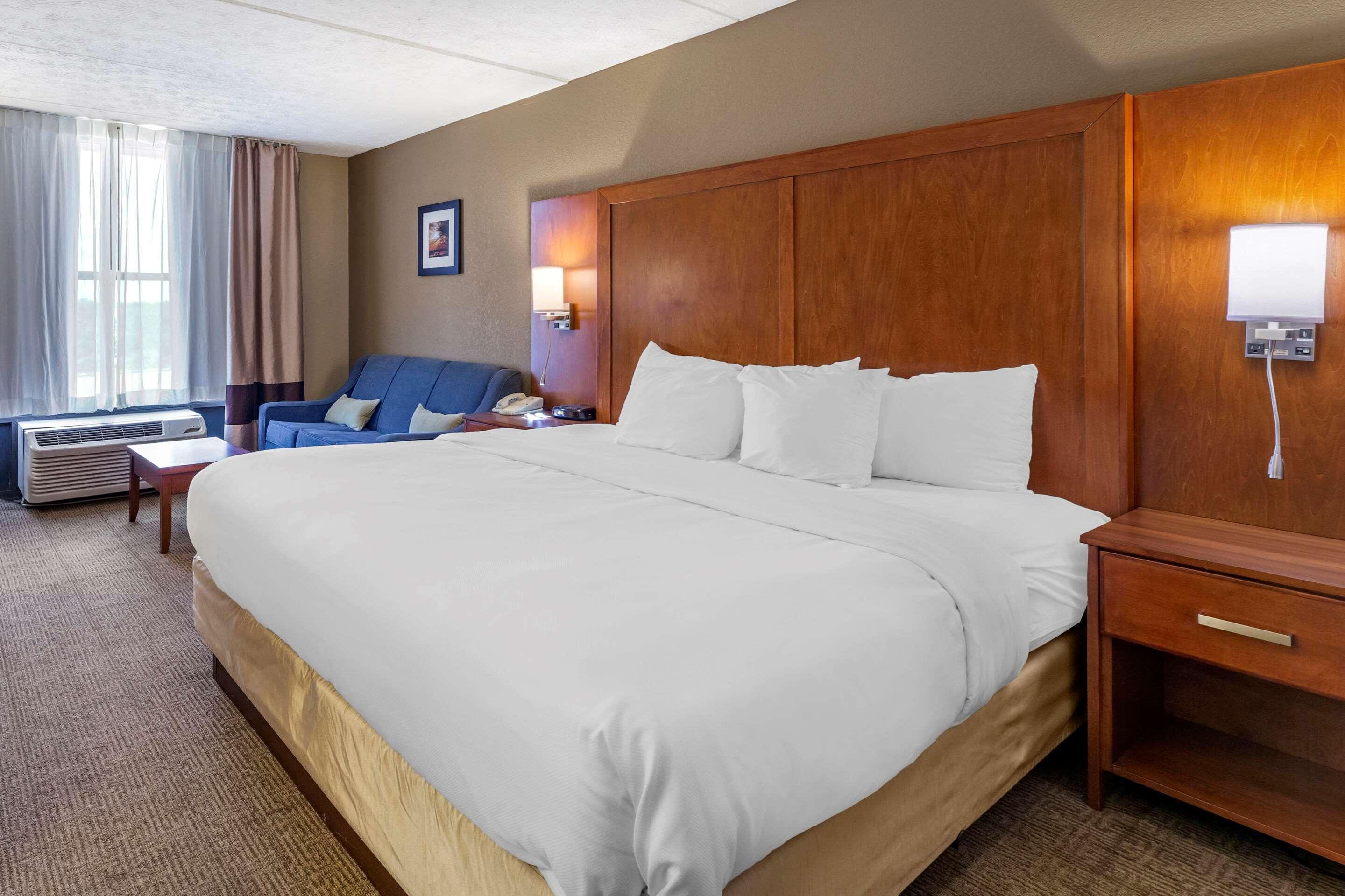 אליאנס Comfort Inn מראה חיצוני תמונה