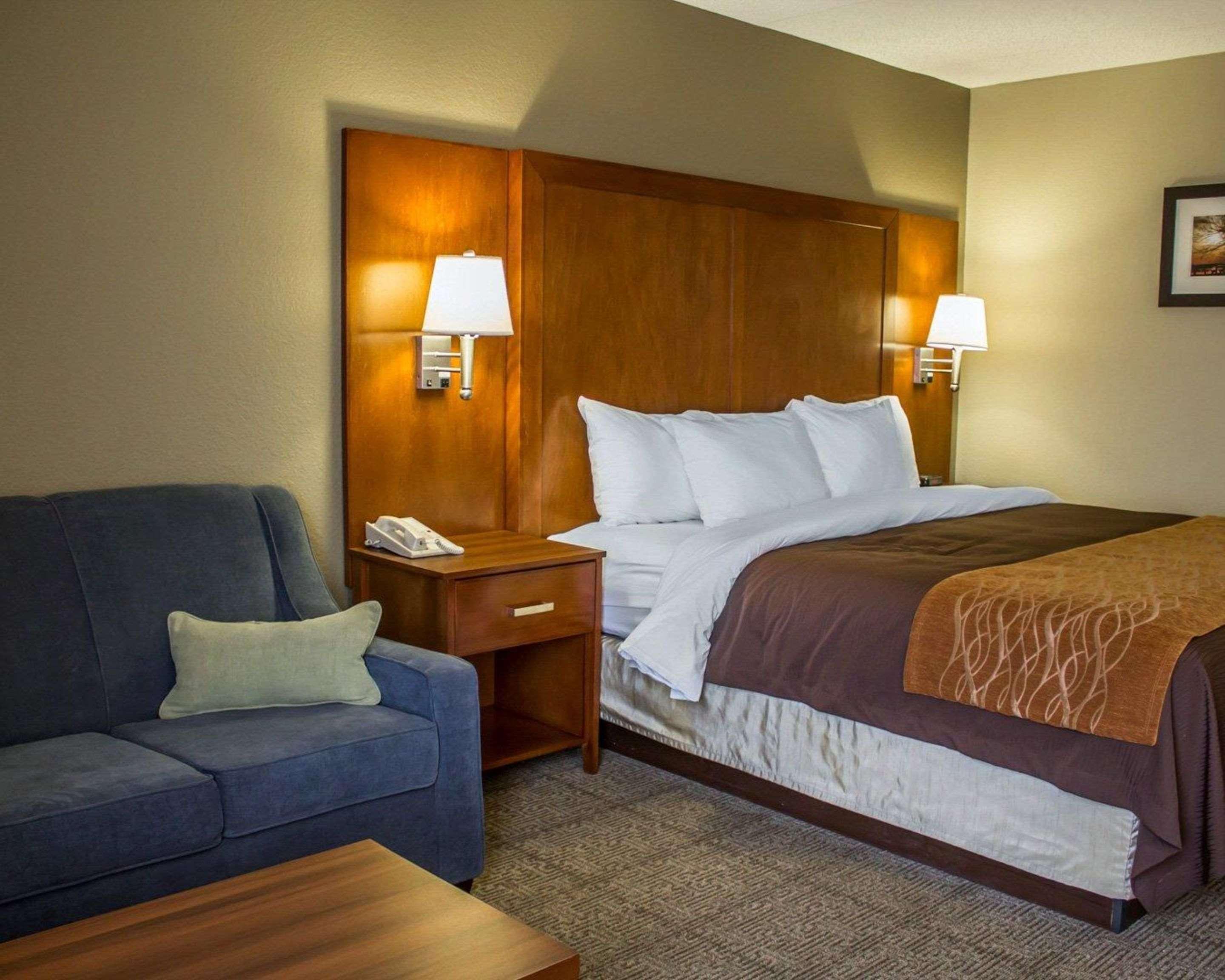 אליאנס Comfort Inn מראה חיצוני תמונה